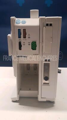 GE Patient Monitor F-CM1-05 - YOM 2010 w/ Module E.RESTIN (Powers up) - 3