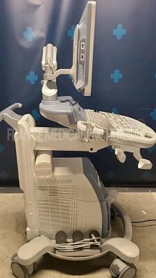 GE Ultrasound Voluson S6 BT16 - YOM 010/2018 - S/W 16.0.11.2691- in excellent condition - tested and controlled by GE Healthcare - Ready for clinical use - Options - XTD- IOTA LR2 / IEC62359 Ed.2 / BT Activation - w/ C1-5-RS YOM 09/2020 Sony Digital Graph - 3