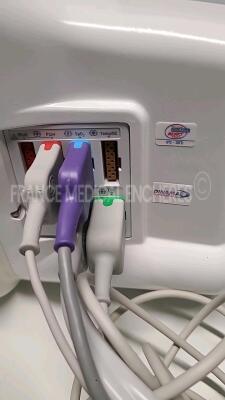 GE Patient Monitor Dash 5000 - YOM 2009 - w/ ECG leads - adult cuff - PI 1/3 cable - SPO2 cable (Powers up) - 5