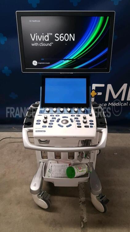 GE Ultrasound Vivid S60 v202CH - YOM 2018 - S/W 20.21.4 - in excellent condition - tested and controlled by GE Healthcare – ready for clinical use - Options - Vivid S60 - Contraste VG - View X - AFI - Tissue Tracking w/ NEW GE Probe 3Sc-RS and ECG Leads