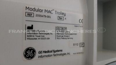 GE ECG MAC3500 - w/ 1 x GE Modular Mac Trolley and 1 x ECG leads (Powers up) - 9