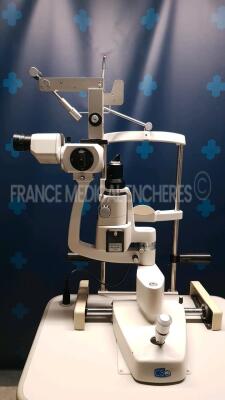 CSO Slit Lamp SL980 - TYPE 3X - w/ CSO Electric Table (Powers up) - 3