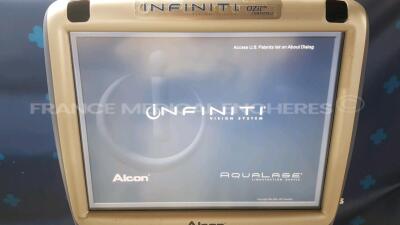 Alcon Phacoelmusifier Infiniti - YOM 2010 - S/W 02.00 - w/ Alcon Footswitch and Alcon Remote Control (Powers up) *1001412601X* - 5