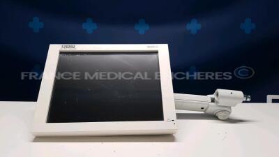 Lot of 1 x Storz Touch Screen Monitor 2009331 - Untested due to the missing power supply and 1 x Storz Footswitch UP001 *KB1101*