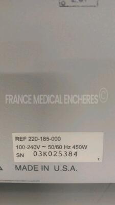 Stryker Light Source X6000 (Powers up) *03K025384* - 5