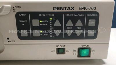 Pentax Video Processor EPK-700 (Powers up) *EA011444* - 2