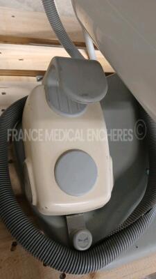 Anthos Dental Chair A4 - YOM 2002 - Untested *71680950* - 11