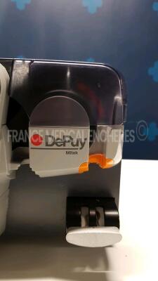 DePuy Mitek Fluid Management & Tissue Debridement System FMS VUE - S/W 3.11 (Powers up) *G09A21457* - 6