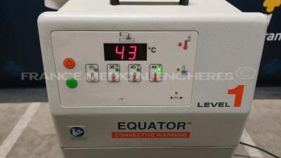 Smiths Medical Patient Warming Unit EQ-5000 - YOM 2017 (Powers up) *11002020* - 2
