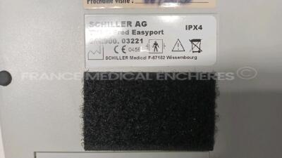 Schiller Defibrillator Fred Easyport (Powers up) *90003221* - 4