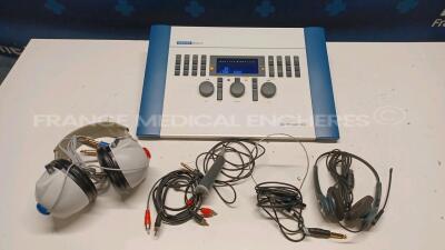 Otometrics Audiometer Madsen Itera 2 - YOM 2012 - (Powers up) *362220*