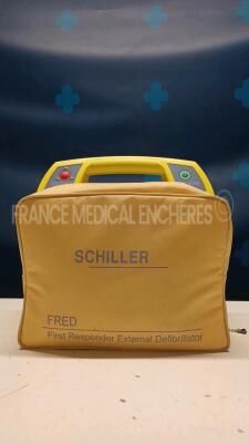 Schiller Defibrillator FredBi (Powers up) *48516023*
