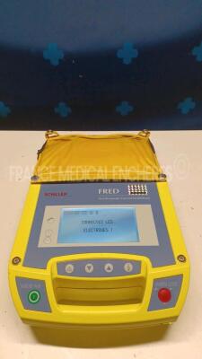 Schiller Defibrillator FredBi (Powers up) *48516023* - 2