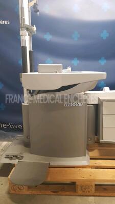 Visionix Ophtalmic Consultation Unit Combi 200 (Powers up) - 4