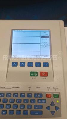 Schiller ECG AT-102 - YOM 2009 - w/ ECG leads (Powers up) *07005891* - 2