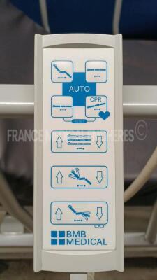 BMB Medical Table/Stretcher Clavia Line - YOM 2015 w/ Matress and Remote Control (Powers up) - 6