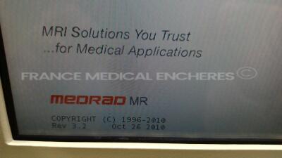 Medrad MRI Monitoring System Veris 8600 - S/W 3.2 - Multilingual Device - w/ Monitor - Battery Charging System - Trolley (Powers up) *033512/301263733556/AX001025* - 5