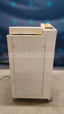 CDL Autoclave Steristream - YOM 2002 (Powers up) *cdl203*