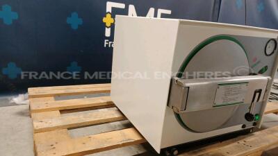 Faro Sterilization Unit Autoclave 470.708 (Powers up - Damaged - See Pictures) - 3