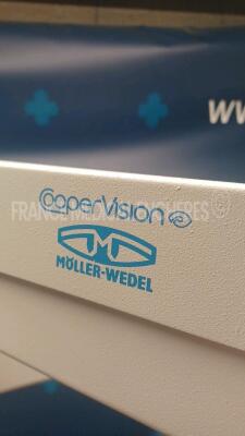 Moller Wedel Surgical Microscope Cooper Vision w/ Dual Binoculars 12.5x and Footswitch (Powers up) - 10