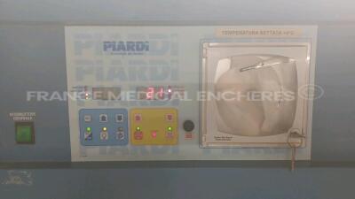 Piardi Deep Freezer AF700 - YOM 2004 (Powers up) - 4