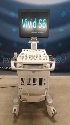 GE Ultrasound Vivid S6 - YOM 2014 - S/W 12.2 - Options - ATO/ASO - Anatomis TM - Tissue Velocity Imaging Tissue Tracking / M4S-RS - LOGIQView - Convex Virtual - TEE - Exportation USB - DICOM - AFI w/ GE Probe M4S-RS - YOM 2014 and Sony Digital Graphic Pri