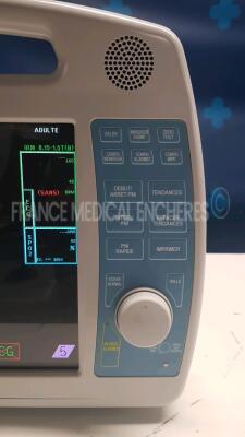 Invivo Patient Monitor Process 3160DCU - YOM 2013 (Powers up) *US20800525 - 3