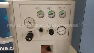 Drager Ventilator Julian Plus - S/W 3.02 (Powers up - See Pictures) - 6