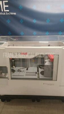 Ortho Clinical Diagnostics Hematolgy Analyzer Autovue Innova (Powers up) *5576*