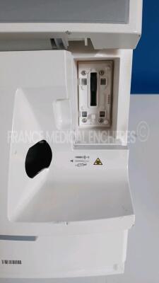 Siemens Blood Gas Analyzer RAPIDPoint 500 - YOM 2017 - S/W 2.4 A - 129374 Cycles (Powers up) *41077* - 6