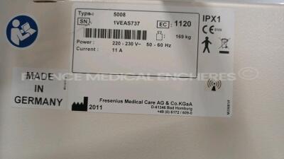 Lot of 2 x Fresenius Dialysis 5008 Cordiax - YOM 2011 - S/W 4.57 - Count 31487h / 33415h (Both power up) *1VEAS737/1VEAS741* - 10