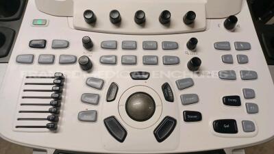 GE Ultrasound Vivid E9 - YOM 2015 - S/W 1.8 - in excellent condition - tested and controlled by GE Healthcare - Ready for clinical use - Options - 4D - 4D Advanced - AFI - Scan Assist Pro - VG Contrast - DICM - Stress Module - VG 4D - 2D Auto EF - 4V Acti - 5