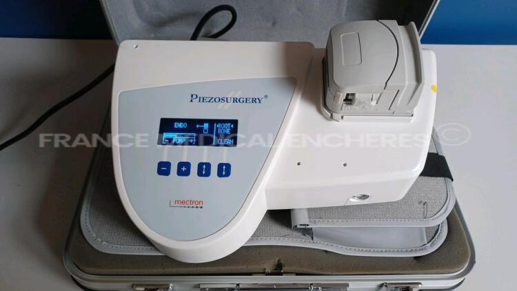 Mectron Dental Unit Piezosurgery (Powers up) *070JD154*