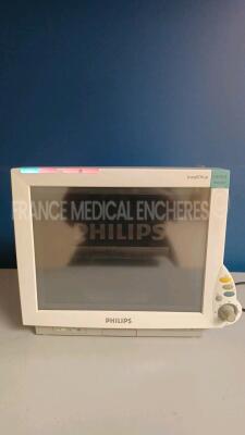 Lot of 3 x Philips Patient Monitors MP60 Neonatal - YOM 2003 and 2009 - S/W J10.52 - Damaged see pictures (All power up) *de22703312/de22703319/de84314797*