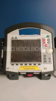 Weinmann Monitor/Defibrillator Corpuls 3 -YOM 2014 - untested du to the missing battery *14601618* - 2