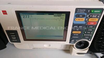 Medtronic Physio-Control Monitor/Defibrillator LIFEPAK 12 - YOM 2000 - S/W 3011371-120 - User Test Passed - Options - Pacer, CO2, SPO2, PNI, ECG, Auxiliary Power and Printer needs to be repaired - w/ Paddles and 1 x Carry Case - No Batteries included (Pow - 2