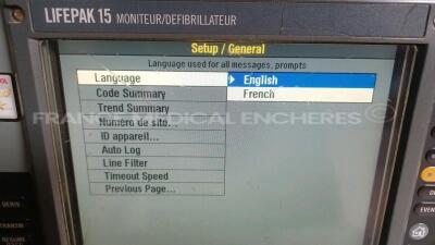 Medtronic Physio-Control Monitor/Defibrillator LIFEPAK 15 - YOM 2009 - S/W 3306808-007 - User Test Passed - Options - Pacer, CO2, SPO2, NIBP, ECG, Auxiliary Power and Printer - w/ Paddles and 2 x Physio-Control Li-ion Rechargeable Batteries and 1 x Carry - 5