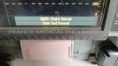 Medtronic Physio-Control Monitor/Defibrillator LIFEPAK 15 - YOM 2009 - S/W 3306808-007 - User Test Passed - Options - Pacer, CO2, SPO2, NIBP, ECG, Auxiliary Power and Printer - w/ Paddles and 2 x Physio-Control Li-ion Rechargeable Batteries and 1 x Carry - 6
