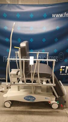 BMB Medical Table/Stretcher Clavia Line - YOM 2015 w/ Matress and Remote Control (Powers up) - 2