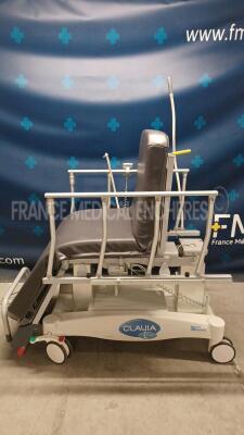 BMB Medical Table/Stretcher Clavia Line - YOM 2015 w/ Matress and Remote Control (Powers up) - 3