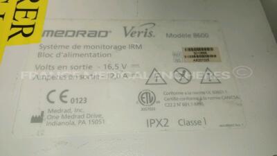 Medrad MRI Monitoring System Veris 8600 - S/W 3.2 - Multilingual Device - w/ Monitor - Battery Charging System - Trolley (Powers up) *033512/301263733556/AX001025* - 10