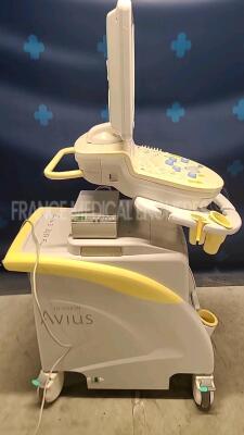 Hitachi Ultrasound Avius Hi Vision- YOM 2014 -S/W V05-02 STEP4 - options software transfert DICOM- software impression image DICOM-DICOM software- network interface - w/Sony digital graphic printer UP-D897 (Powers up)*KEI2124401* - 3