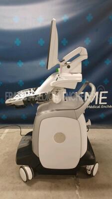 GE Ultrasound Vivid E9 - YOM 2015 - S/W 1.8 - in excellent condition - tested and controlled by GE Healthcare - Ready for clinical use - Options - 4D - 4D Advanced - AFI - Scan Assist Pro - VG Contrast - DICM - Stress Module - VG 4D - 2D Auto EF - 4V Acti - 3