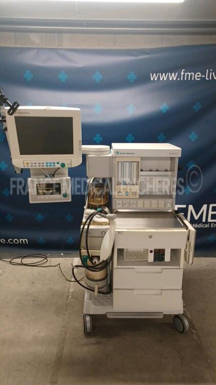 Datex Ohmeda Ventilator Aestiva/5 - S/W 4.8 w/ Datex Ohmeda Monitor (Powers up) *amrk01504*