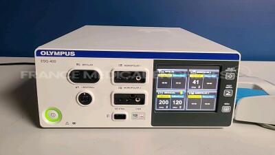 Olympus Electrosurgical Unit ESG-400 - YOM 07/2016 - w/ footswitch (Powers up)*B000352*