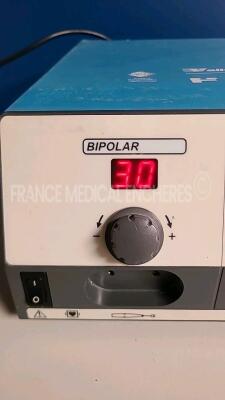 Valleylab Electrosurgical Unit Force EZ-8C (Powers up) *F3C6700B* - 4