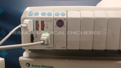 Datex-Ohmeda Ventilator S/5 Avance - S/W 5.00 Including Datex Ohmeda Monitor w/ E-Restin and E-NMT and E-CAIO Modules (Powers up) *anbl01834* - 3