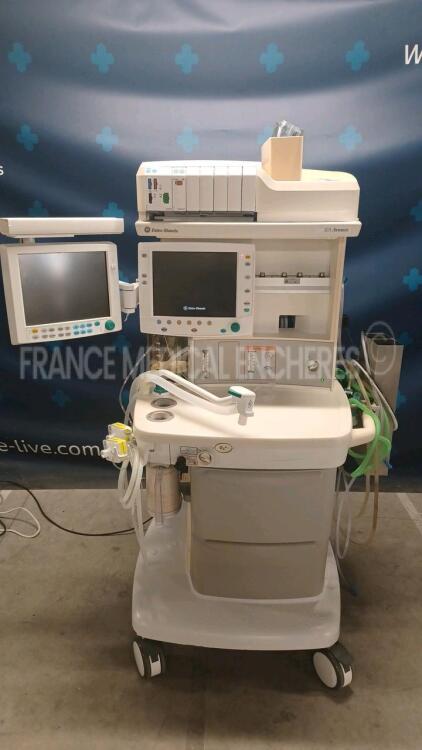 Datex-Ohmeda Ventilator S/5 Avance - S/W 5.00 Including Datex Ohmeda Monitor - one monitor to be repaired w/ E-Restin and E-Prestin and E-CAIO Modules (Powers up) *anbp01251*