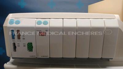 Datex-Ohmeda Ventilator S/5 Avance - S/W 5.00 Including Datex Ohmeda Monitor - one monitor to be repaired w/ E-Restin and E-Prestin and E-CAIO Modules (Powers up) *anbp01251* - 2