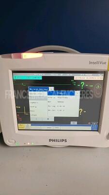 Lot of 3 x Philips Patient Monitors IntelliVue MP30 -YOM 2006/2007/2007 - S/W 01.31/00.58/00.59 (All power up) *DE62233340/DE62225855/DE6223332 - 3